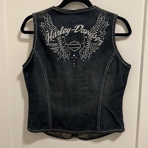 Denim Harley Davidson zip up vest. Pre-owned excellent. Size MEDIUM.